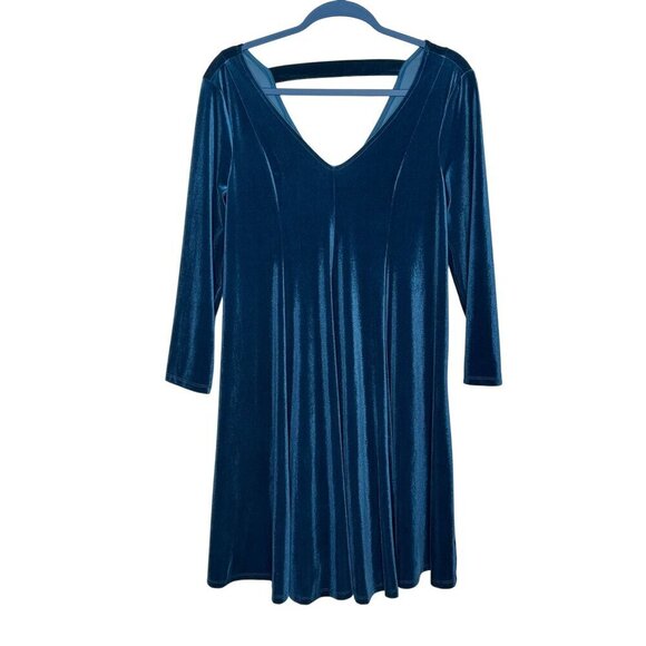 Torrid Blue Velvet Holiday Cocktail Dress V-Neck Cutout Back Size 00 (US 10) - Picture 4 of 9